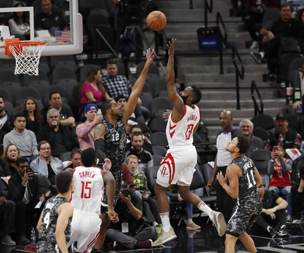 人民日報銳評全紅嬋捐贈直播收入，釋放3大信號，郭晶晶說對了